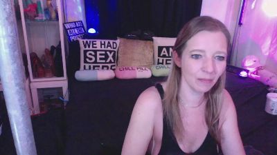 SuusenGuus's sex show image