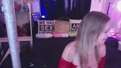 SuusenGuus's sex show image