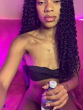 Cammgirlmii's sex show image