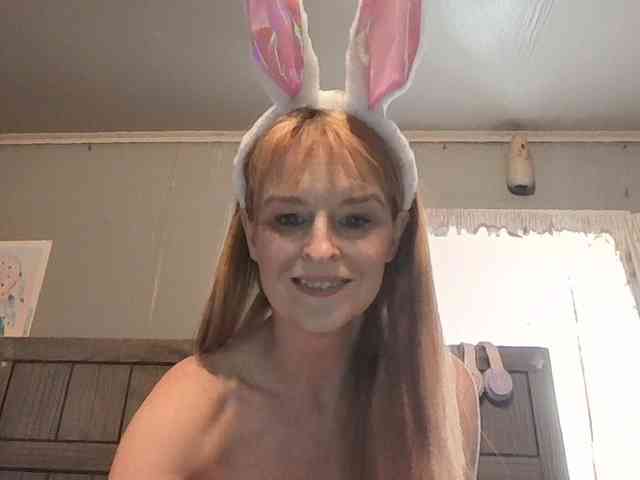 Pizzedwife's sex show image