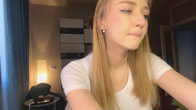 Изображение секс-шоу модели RosamondBrasch Изображение секс-шоу модели RosamondBrasch