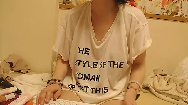 liliyRiSAcha-n's sex show image