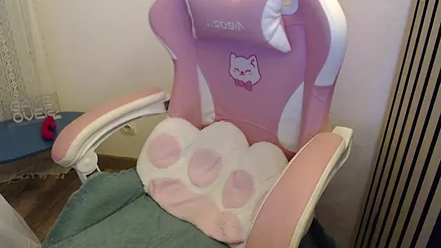 la_marseillaise's sex show image