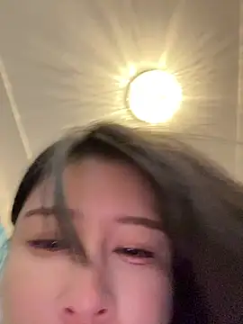 yiyi_3523's sex show image yiyi_3523's sex show image