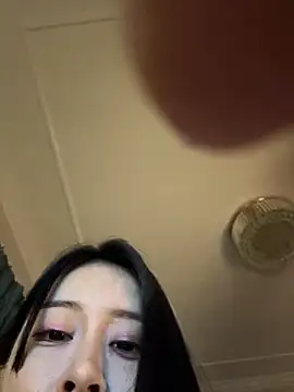 Изображение секс-шоу модели yiyi_3523