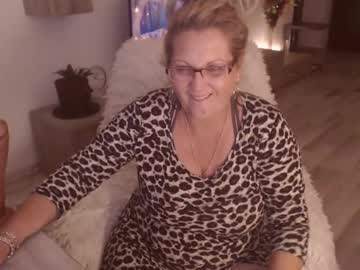 divineblond's sex show image