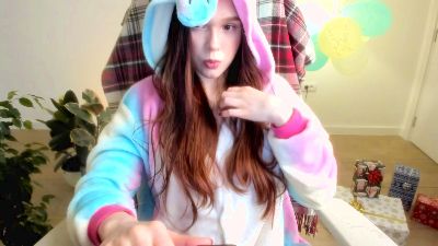 Изображение секс-шоу модели pokemeboy Изображение секс-шоу модели pokemeboy