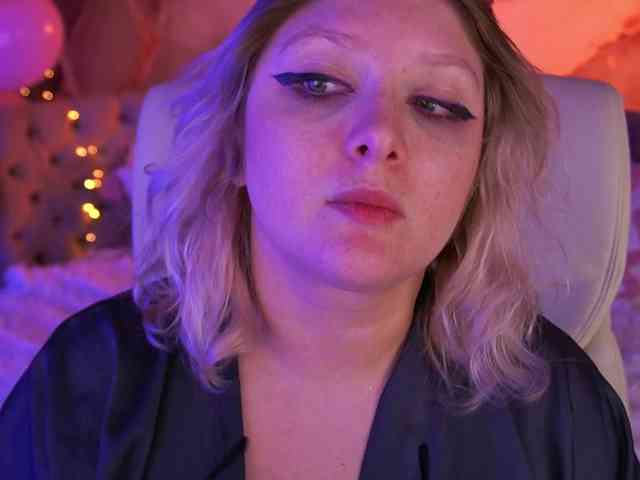 Изображение секс-шоу модели CoolTatis