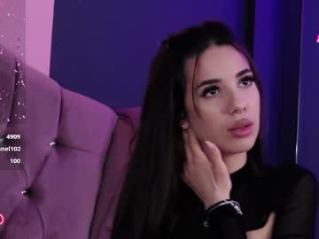 larakent's sex show image