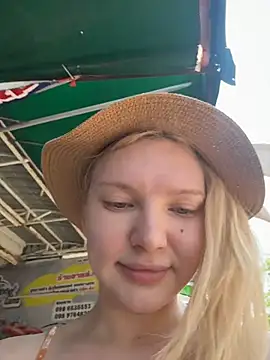 AmmyHot's sex show image