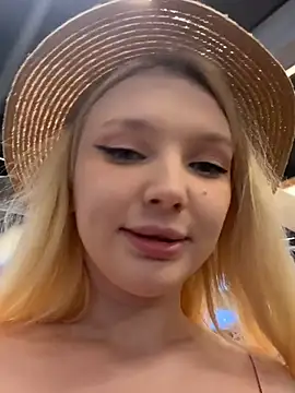 AmmyHot's sex show image