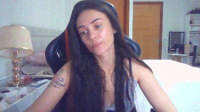 Изображение секс-шоу модели INTHETOILET Изображение секс-шоу модели INTHETOILET