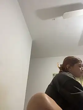 baddieasiantv's sex show image