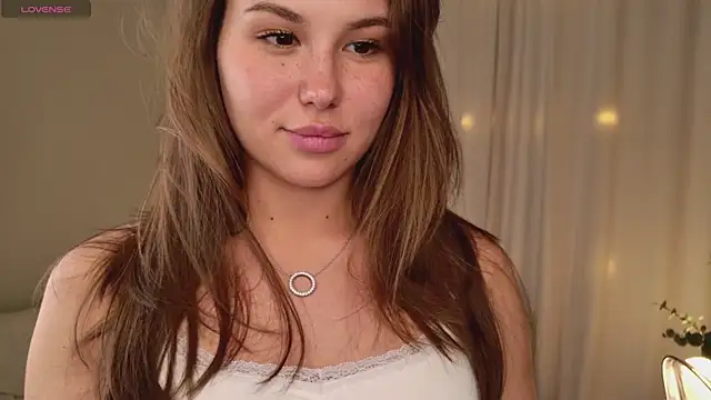 Изображение секс-шоу модели EmiliaDreams Изображение секс-шоу модели EmiliaDreams