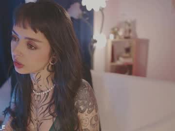 janne_maybe's sex show image