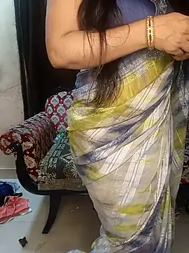 Изображение секс-шоу модели officialbhabhi