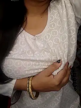 Изображение секс-шоу модели officialbhabhi