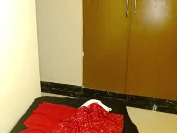 Sexshow-Bild von slutty_charmz Sexshow-Bild von slutty_charmz