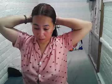 Sexshow-Bild von asian_sexydimples