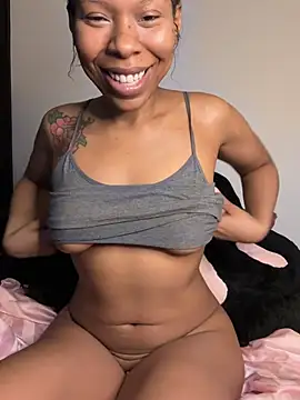 Изображение секс-шоу модели __suki