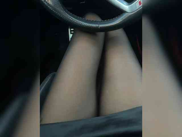 Изображение секс-шоу модели linahelen Изображение секс-шоу модели linahelen