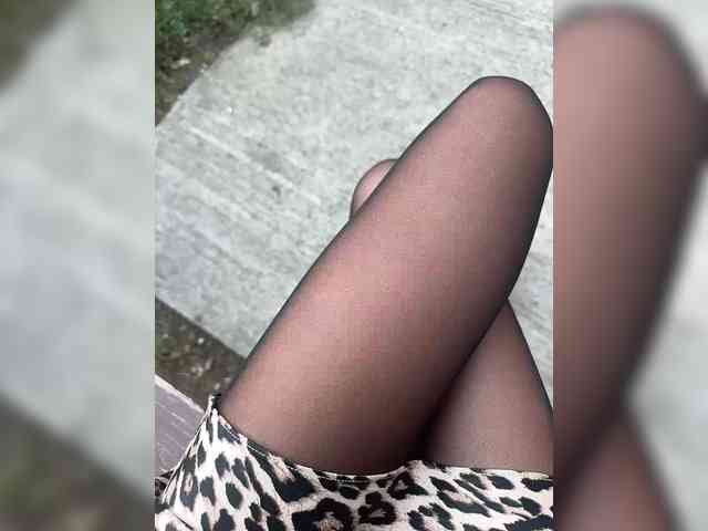 Изображение секс-шоу модели linahelen Изображение секс-шоу модели linahelen