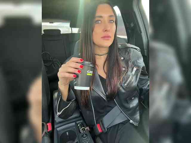 linahelen's sex show image