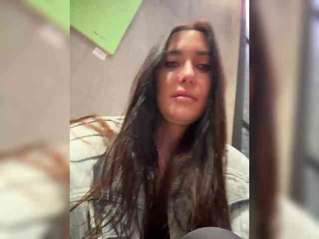 linahelen's sex show image