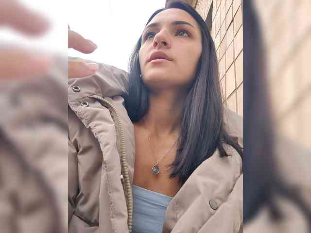 Adelina-Libby's sex show image