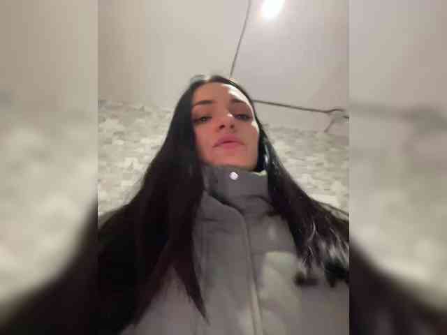 Adelina-Libby's sex show image