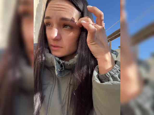 Adelina-Libby's sex show image