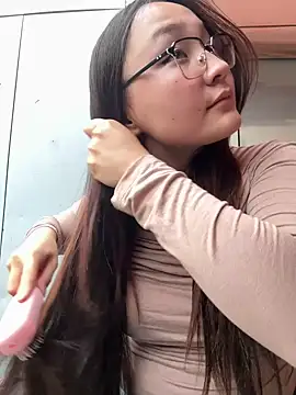 KissMeEva's sex show image