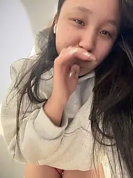 KissMeEva's sex show image KissMeEva's sex show image