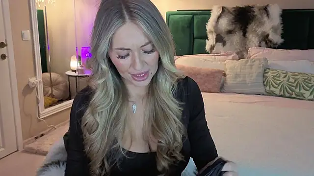 Изображение секс-шоу модели JoanneGG Изображение секс-шоу модели JoanneGG