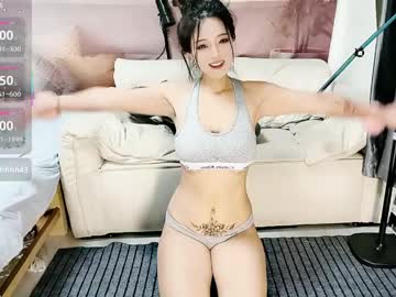 _iuiu_'s sex show image