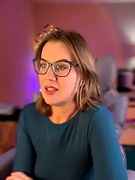 MaiseKnox's sex show image