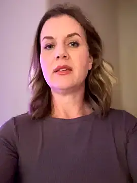 MaiseKnox's sex show image