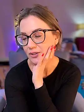 MaiseKnox's sex show image MaiseKnox's sex show image