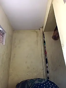 Pooja_cut's sex show image