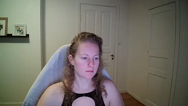 Girlnina-1995's sex show image