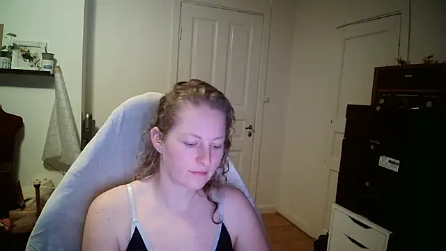 Girlnina-1995's sex show image