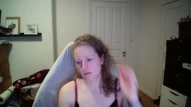 Изображение секс-шоу модели Girlnina-1995