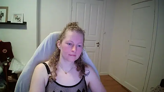 Girlnina-1995's sex show image Girlnina-1995's sex show image