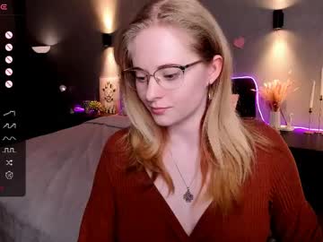 sheslinki's sex show image