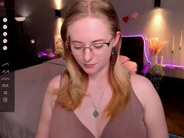 sheslinki's sex show image
