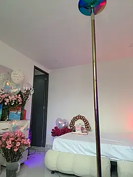 Изображение секс-шоу модели stormyy_ Изображение секс-шоу модели stormyy_