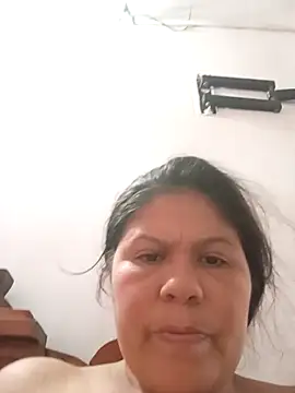 Изображение секс-шоу модели hotmom33 Изображение секс-шоу модели hotmom33