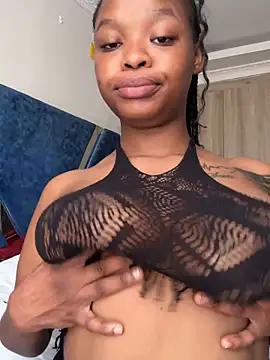 SexxyLunar's sex show image