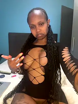 InkLady444's sex show image