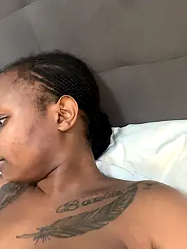 InkLady444's sex show image